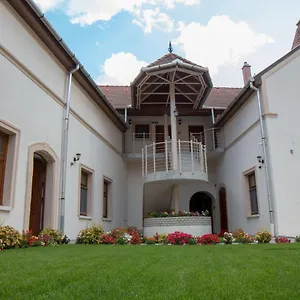 Apartmanhotel Mecset, Eger